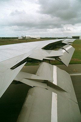 Fly b747sp-38.jpg